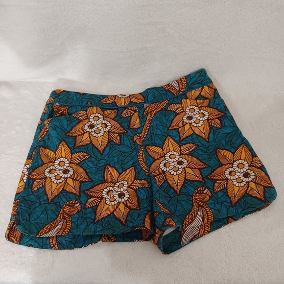 Anthropologie Elevenses Birds of Paradise Floral Print Shorts - Picture 3 of 9